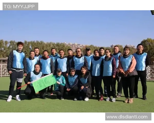 足球俱乐部诚邀优秀人才加入我们的团队共创辉煌未来